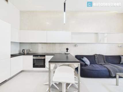 3-pok apartament z basenem i sauną w centrum