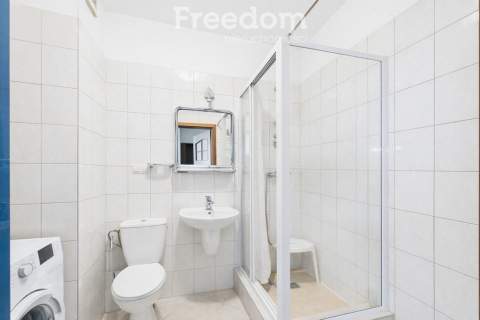 Parter 31 m Garderoba Parking