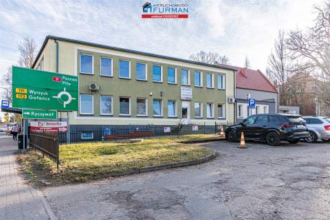 Na sprzedaż budynek biurowo-mieszkalny w Chodzieży