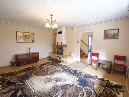 Dom w otoczeniu lasów, Kuźnica Lubiecka