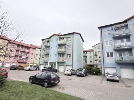SPRZEDAM -piękne 3-pok. miejsce parkingowe -ul. Holenderska