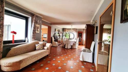Rezydencja 300 m2 z basenem dz. 3000 m2 Smolec
