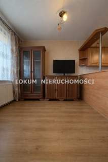 Widokowe M-4 ul. Turystyczna z komórką lokatorską