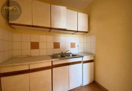 Lokal 84m2 z miejscem parkingowym