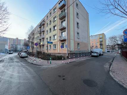 Centrum miasta - 1 piętro, balkon, dwustronne