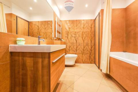 Apartament 83 m z garażem City Park, Centrum