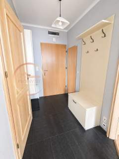 38 m , GÓRZYSKOWO, PARKING,WINDA,KLIMATYZACJA