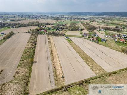 Działka budowlana 800 m   Kossowa