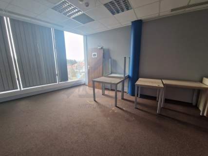 Biurowiec Puławska biuro do wynajęcia 204 m2