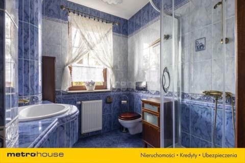 Elegancki Dom Wolnostojący Komfort, Styl