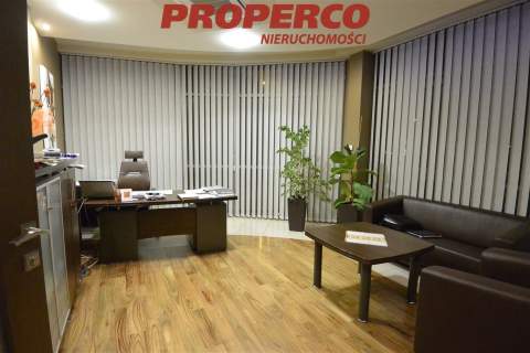 Lokal usługowo-biurowy, 1 piętro,272 m2, Piaski