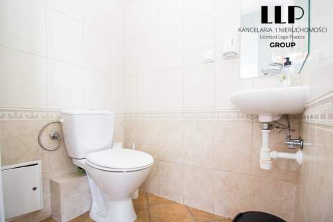 Do wynajęcia przestronny lokal w centrum Krakowa.