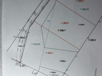 Działka 3117 m2 pośród drzew w Kowali gm. Puławy.