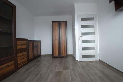 2 pokoje, widna kuchnia, balkon, winda