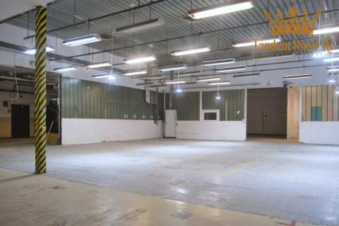 Magazyn 1054m na wynajem w budynku ogrzewanym - Bielany - trasa...