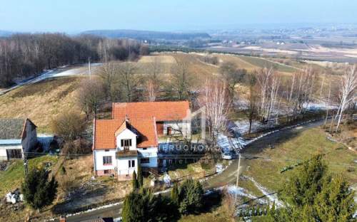 REZERWACJA DOM Z POTENCJAŁEM, MODERÓWKA, GM. JEDLICZE, 18,56AR