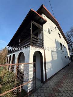 Dom dwurodzinny w dzielnicy Zdrój