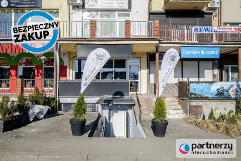 Lokal handlowo-usługowy, ok. 44m2, witryna