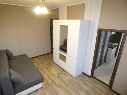 2 pokoje blisko SKM Gniewska 26 Chylonia