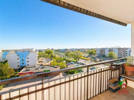 3 pokoje 62,9 m balkon do remontu widok