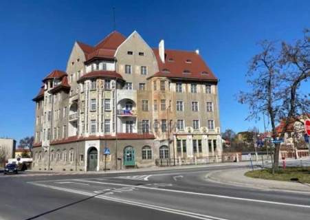 Nieruchomość komercyjna na sprzedaż, 2398 m2, Dzierżoniów