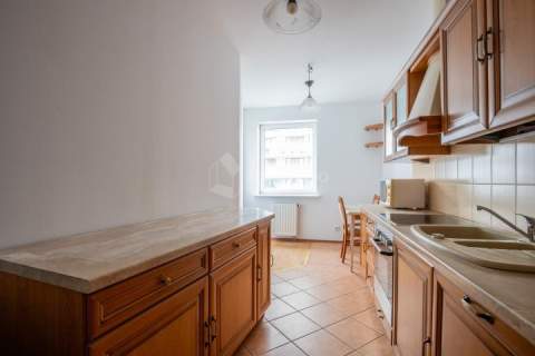 Przestronne mieszkanie, 3 niezależne pokoje. 71m2.