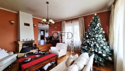 Rezydencja 300 m2 z basenem dz. 3000 m2 Smolec