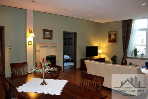 Mieszkanie 140m2, 4 pokoje, ogródek