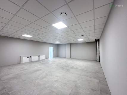 Budynek prod.-handl. z biurami 1240 m 