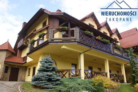HOTEL z RESTAURACJĄ nad jeziorem Czorsztyn