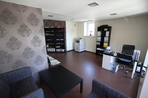 Lokal 93,3m w centrum - wejście z ulicy
