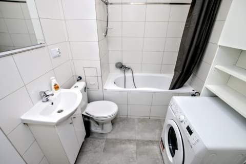 centrum, balkon, przestronne, świetne pod wynajem