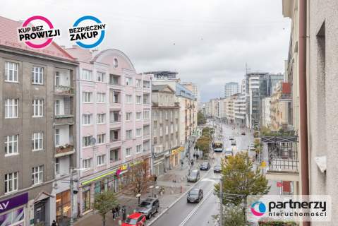 Duży potencjał Okna na ulicę Świętojańską