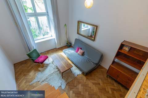 Stare Miasto, klimatyczne mieszkanie z balkonem
