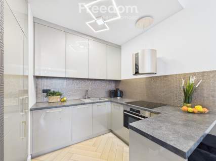 Luksusowy apartament blisko morza.