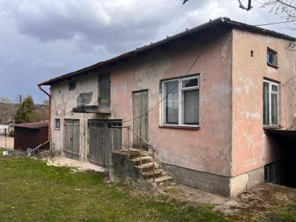 sprzedaż domu z działką