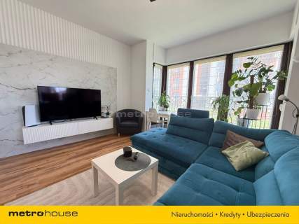 Apartament na Tylnej,miejsce postojowe i komórka