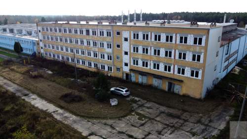 Budynek biurowy ze schronem przeciwlotniczym