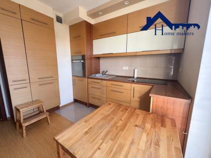 2 pokoje Balkon Garaż Komórka