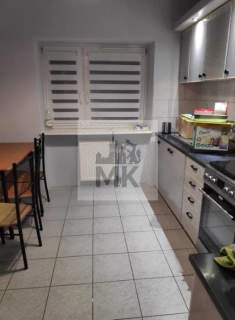 50 m2 z balkonem, komórką i m. postojowym