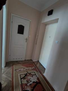 KAWALERKA W CENTRUM POMIĘDZY POLITECHNIKĄ A PL KONSTYTUCJI