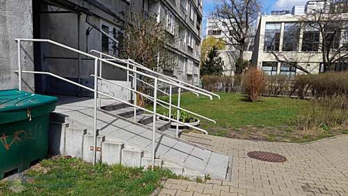Dwupokojowe mieszkanie z kuchnią i loggią