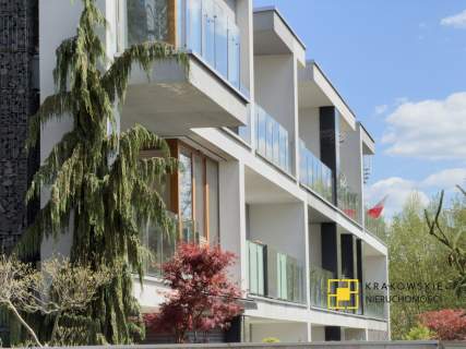 WIDOKOWY APARTAMENT Z PRYWATNYM TARASEM NA DACHU.