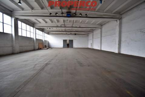 Hala magazynowa, pow. 550 m2, Łódzka, blisko S7