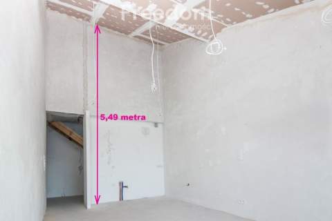 4 pokojowy, dwupoziomowy apartament, 84 m2