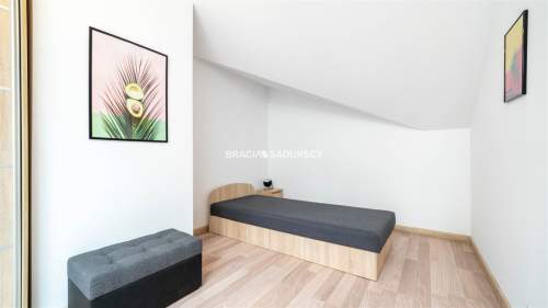 dwupoziomowe ok 80m2, Żabiniec
