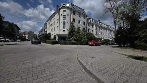 Partynice ROZKŁAD 3 POKOJE OSOBNA KUCHNIA WC