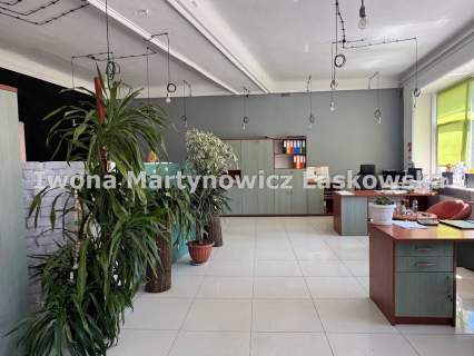 BUDYNEK USŁUGOWO MIESZKALNY W SAMYM CENTRUM LUBIN