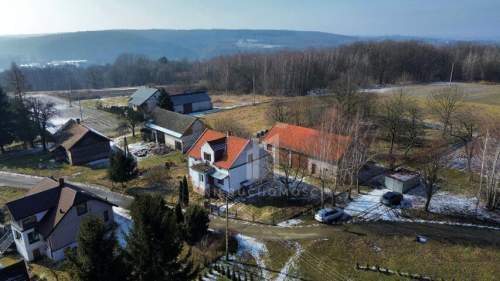 REZERWACJA DOM Z POTENCJAŁEM, MODERÓWKA, GM. JEDLICZE, 18,56AR