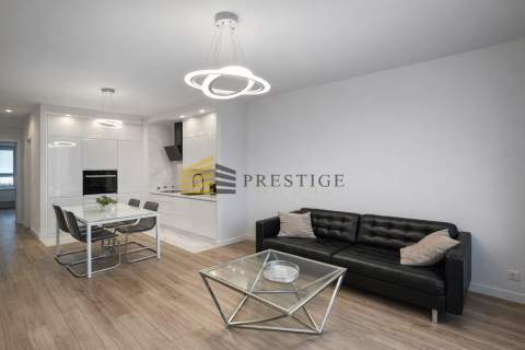 3 pokoje. 60m2, Konstruktorska